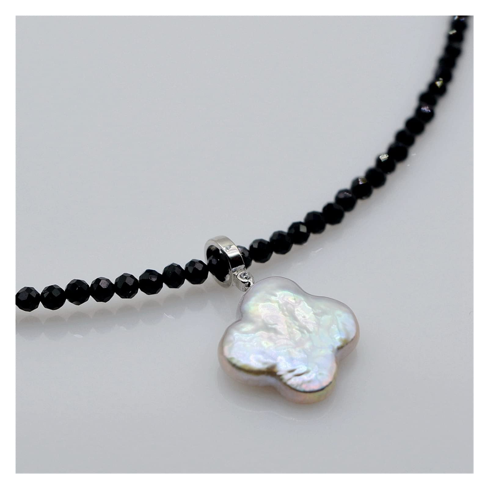 Collane da donna Squisita collana di cristallo, cristallo nero naturale, piccolo ciondolo di perle barocche a quadrifoglio 925 regalo for ragazze soddisfare accessori alla moda