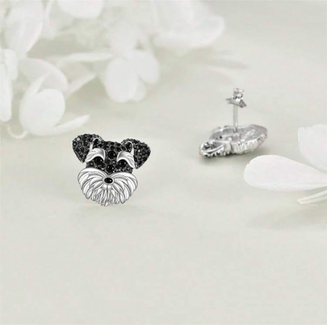 AGATHA PARIS ピアス 2000年 マスコット犬 ラインストーン 希少 AGATHA PARIS ピアス 2000年 マスコット犬 ラインストーン 希少