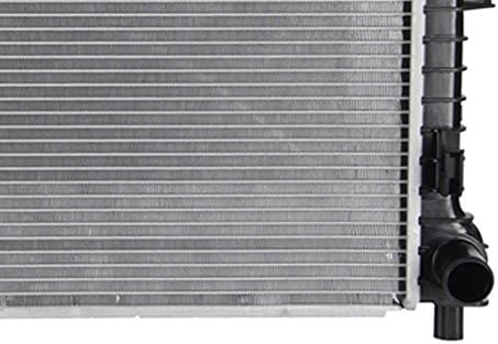 Automotive Cooling Radiator For Lincoln Town Car Ford Crown Victoria 2852