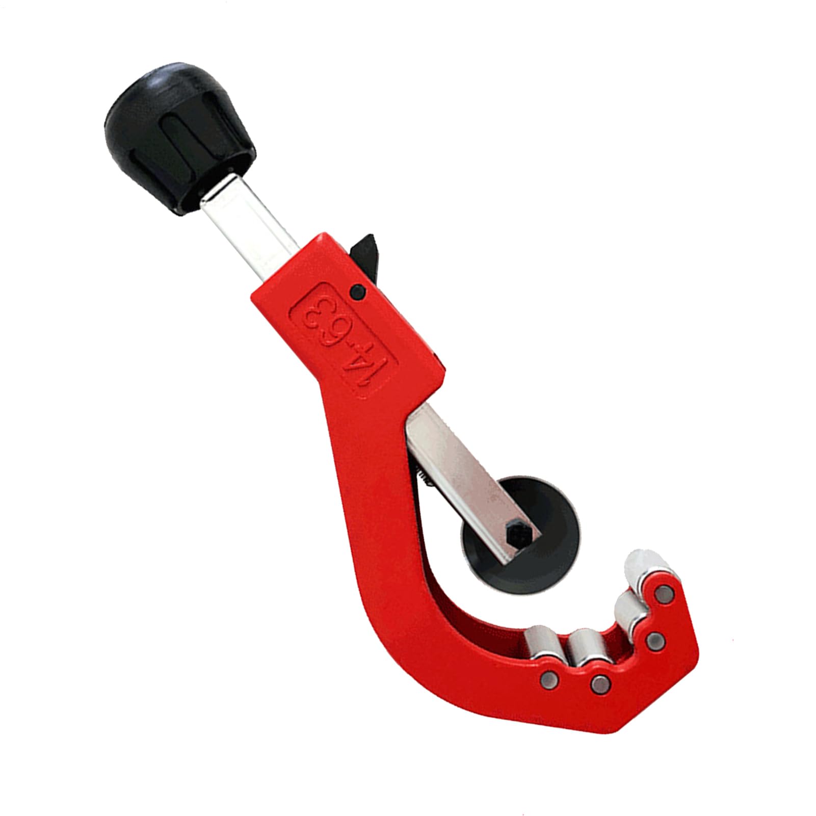 Coupe-tube PVC contre les coupes de travers en plomberie manuelle