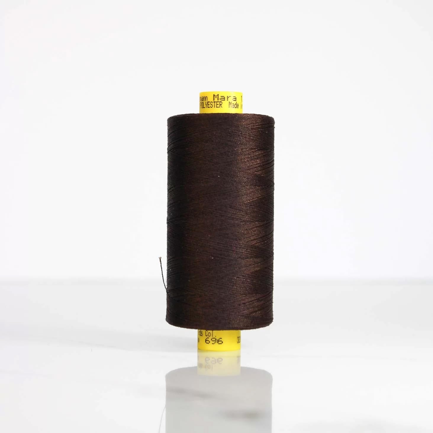 Gutermann Mara 120 All-Purpose Polyester Sewing Thread β 1000m Spool, UV Resistant, Silky Shine, Tear & Abrasion Resistant β Perfect for Sewing Machines or Hand Sewing/Colour-696