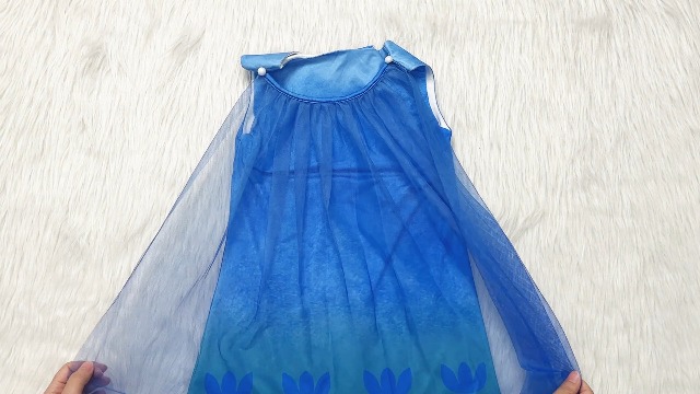 Disfraz completo infantil Poppy princesa con peluca miniatura 7