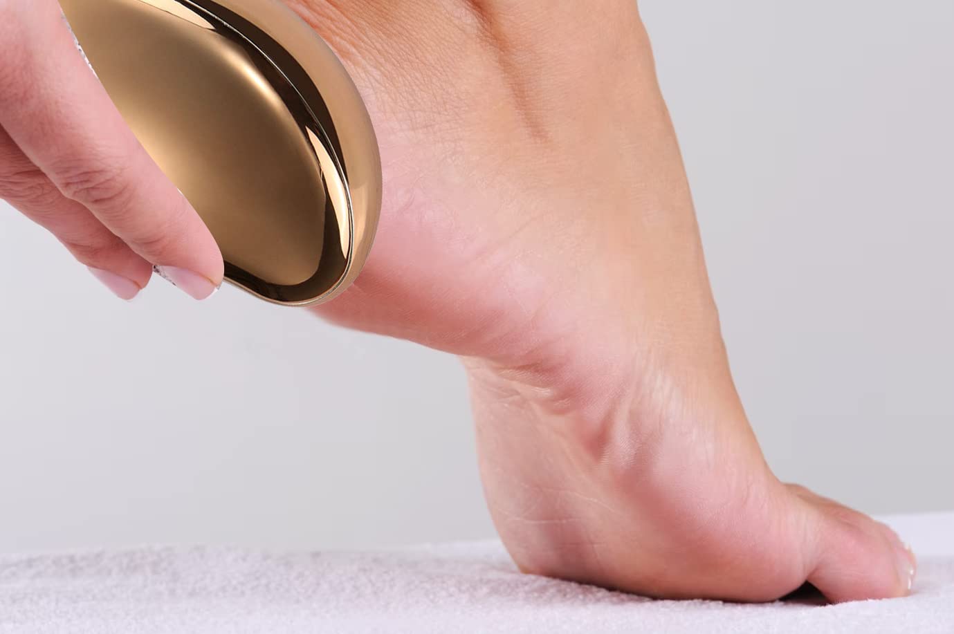 ProBytes Nano Glass Foot Filer/Scraper, High Density Crystal, Scrub, Exfoliate, Wet/Dry Use, Targets Heel Cracks - Image 4