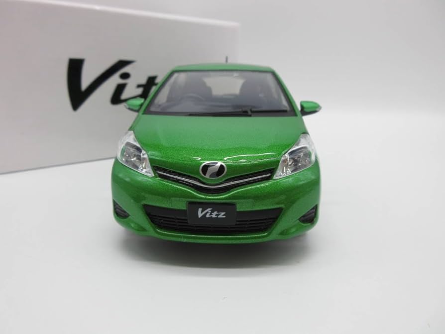 Amazon | 1/24 ミニカー 3代目ヴィッツ ジュエラ Vitz jewela