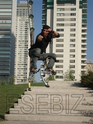 Esebiz Skyrunner - Trampoli da salto da uomo, per ragazzi, 90-110 kg, colore: nero