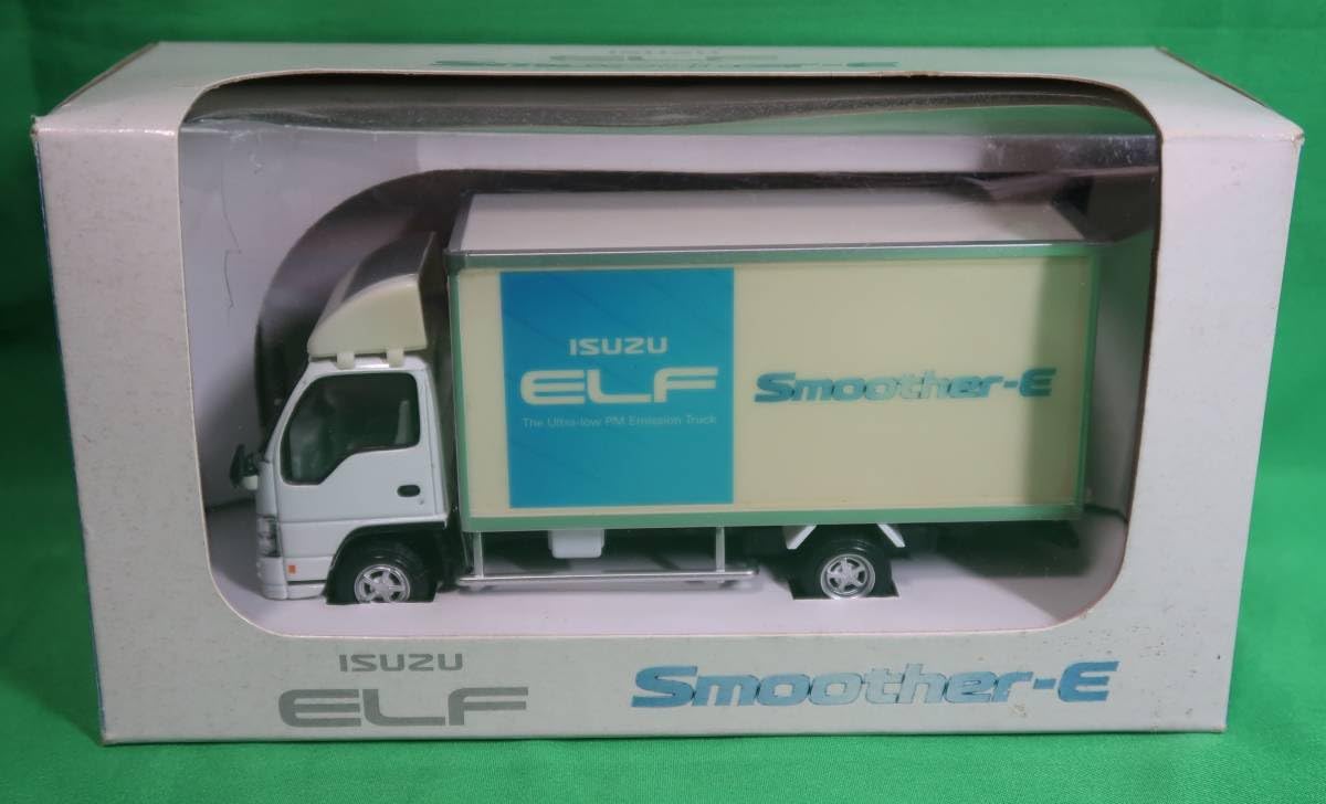 イスズ　ELF Smoother-Ex ミニカー Amazon | いすゞ エルフ ミニカー トラック 白 ホワイト ISUZU