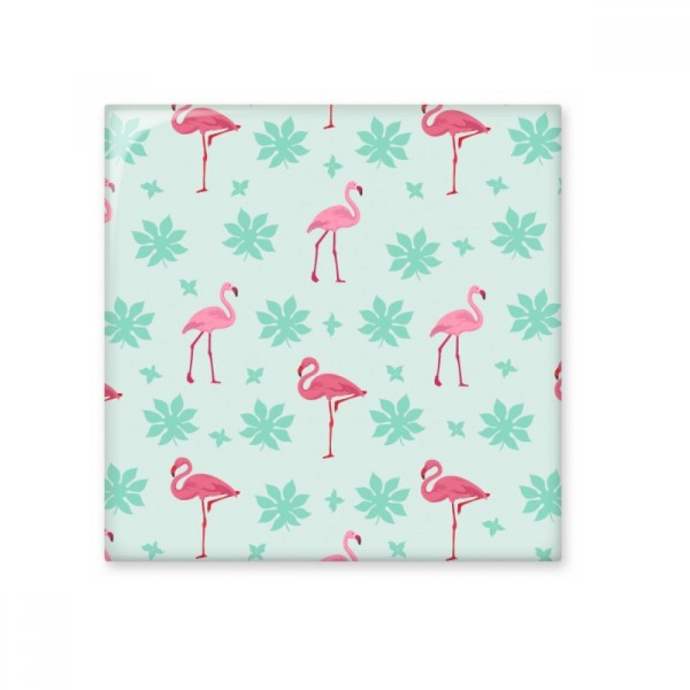Carreau céramique flamant rose pour rénover un mur de cuisine terne