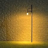 Design réaliste : ces lampadaires LED sont conçus pour ressembler aux vrais lampadaires trouvés dans les gares et les cours de chemin de fer