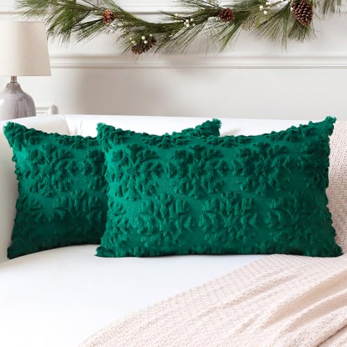 Artscope Set of 2 Xmas Soft Plush Short Wool Velvet Decorative Cushion Covers 40x60cm Luxury Style Throw Pillow Covers Pillow Shell for Sofa Bedroom Christmas Snowflake Green