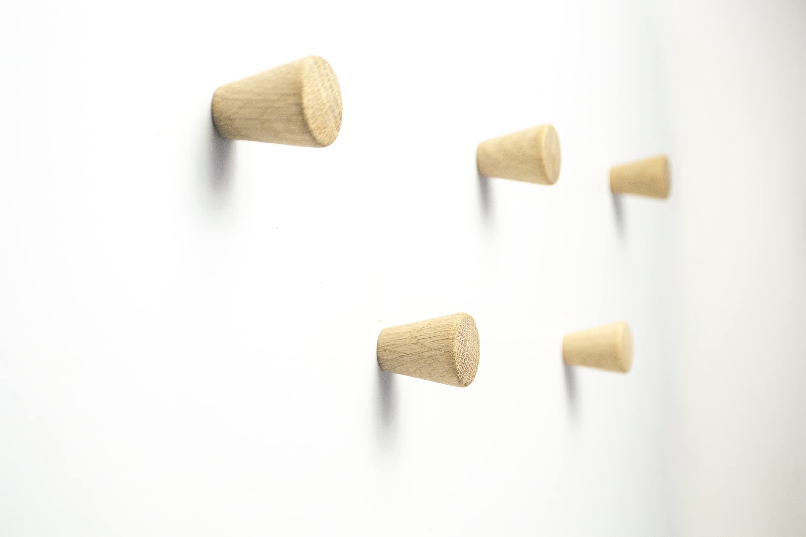 Small Flared Solid Oak Wooden Hooks, UK Wood Minimalist Wall Hook, Coat Peg, Towel Holder, Entryway Hat Rack, Decorative Hooks Single Organizer Wall Hanger Hat Hook Towel Rack, Heavy Duty Hooks