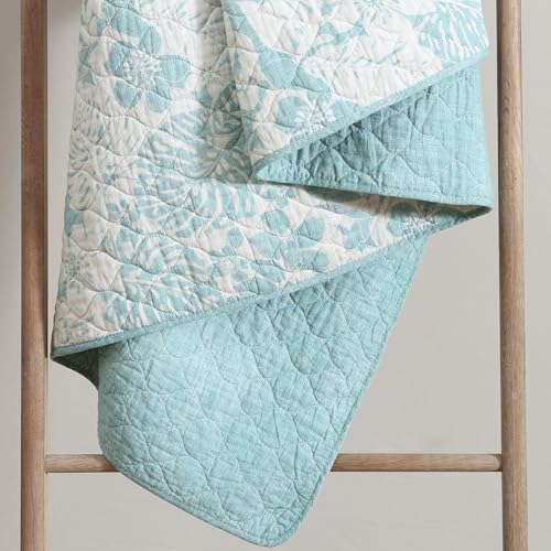 Tommy Bahama - King Quilt Set, Soft & Reversible Woven Bedding with Matching Pillowcases, Medium Weight for Year Round Comfort, 3 Piece Bed Set (Laguna Beach Aqua) - Image 5