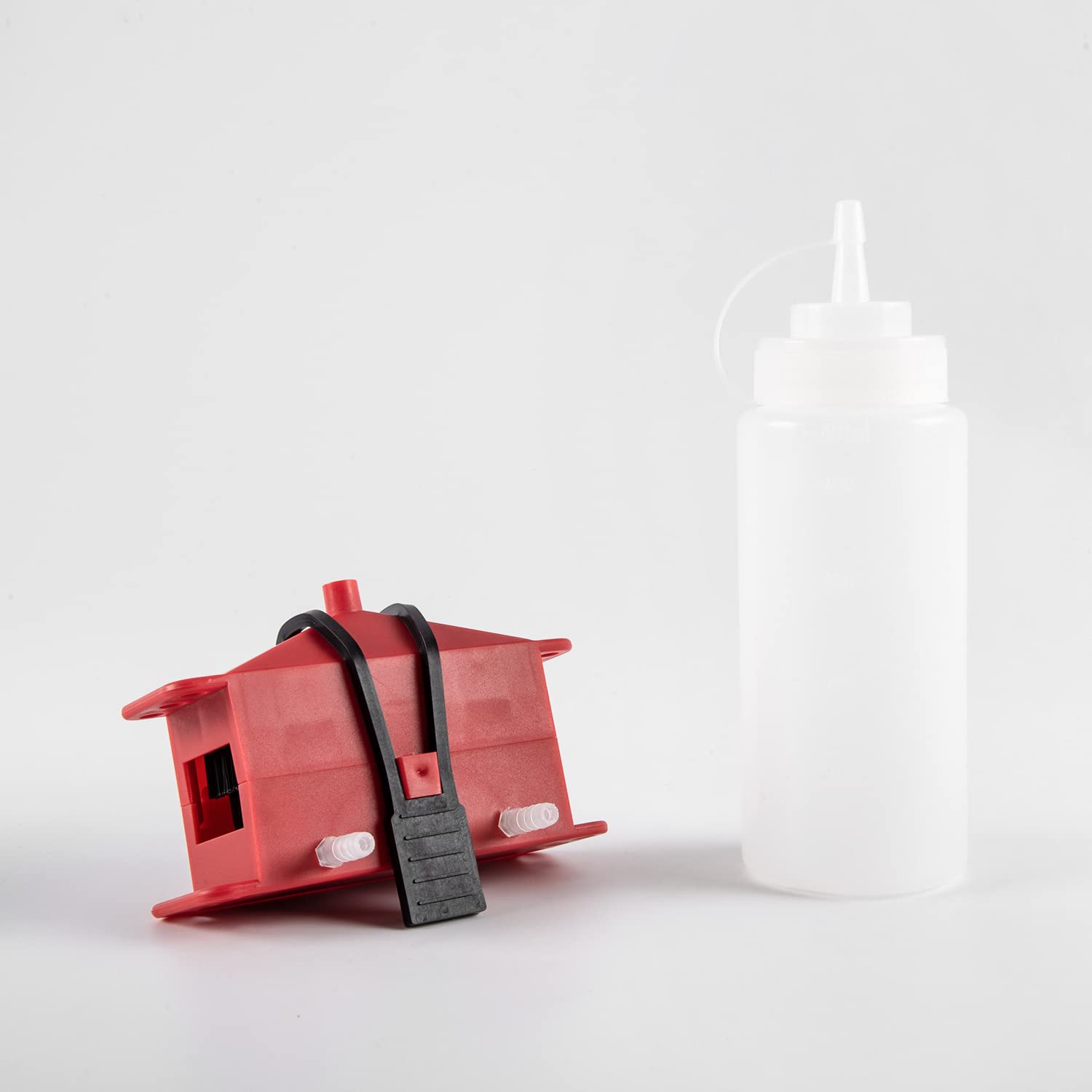 Kit de Machine de Nettoyage de chaîne de Moto Brosse nettoyant Couvre chaînes Dispositif de Lubrification Accessoire de Lubrification adapté à Tous Les modèles (Rouge)