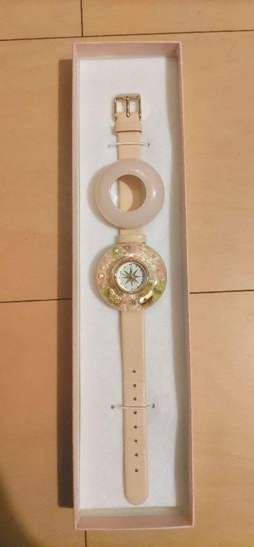 カードキャプターさくら 夢の鍵モチーフ腕時計　箱つき Amazon.co.jp: カードキャプターさくら 夢の鍵モチーフ腕時計 箱つき