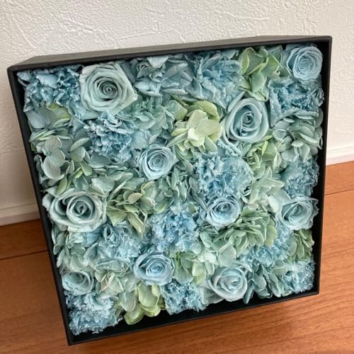 ニコライバーグマン プリザーブドフラワーボックス Mサイズのサムネイル