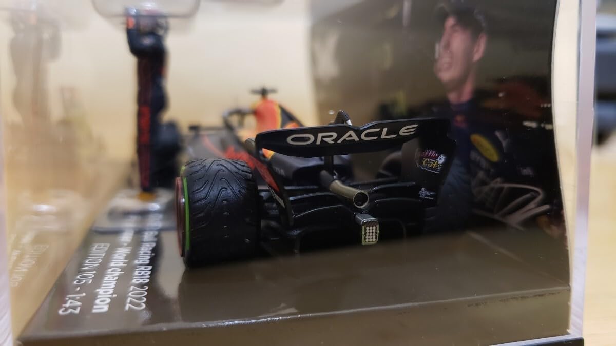 Amazon.co.jp: 限定3000 マックス フェルスタッペン レッドブル RB18
