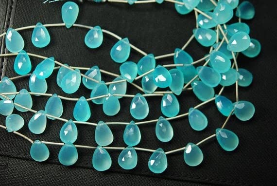 Aqua chalcedony faceted pear briolettes haut de gamme pour création bijoux