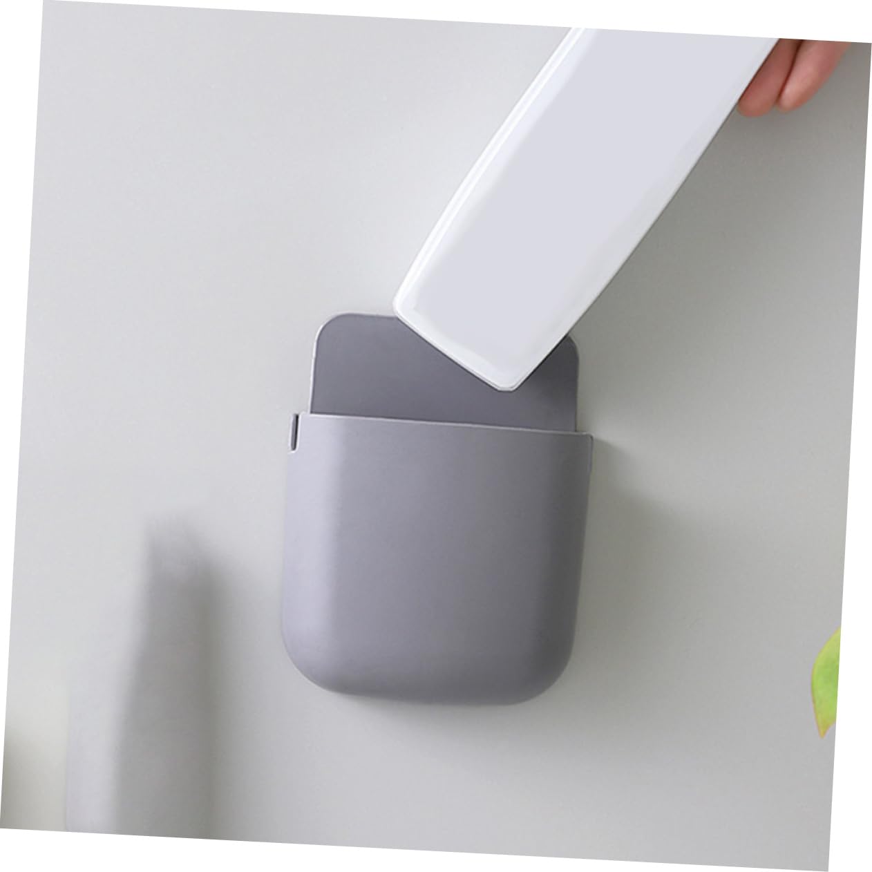 Amosfun 4 Set Di Supporto Da Parete Per Telecomando Con Base Adesiva Supporto Per Telefono Da Parete Per Smartphone Organizer 10 Pezzi*4