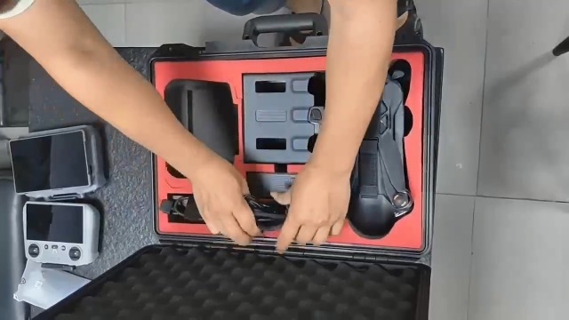 Amazon.co.jp: DJI Mavic 4 Pro対応 ショルダーバッグ/プロテクター