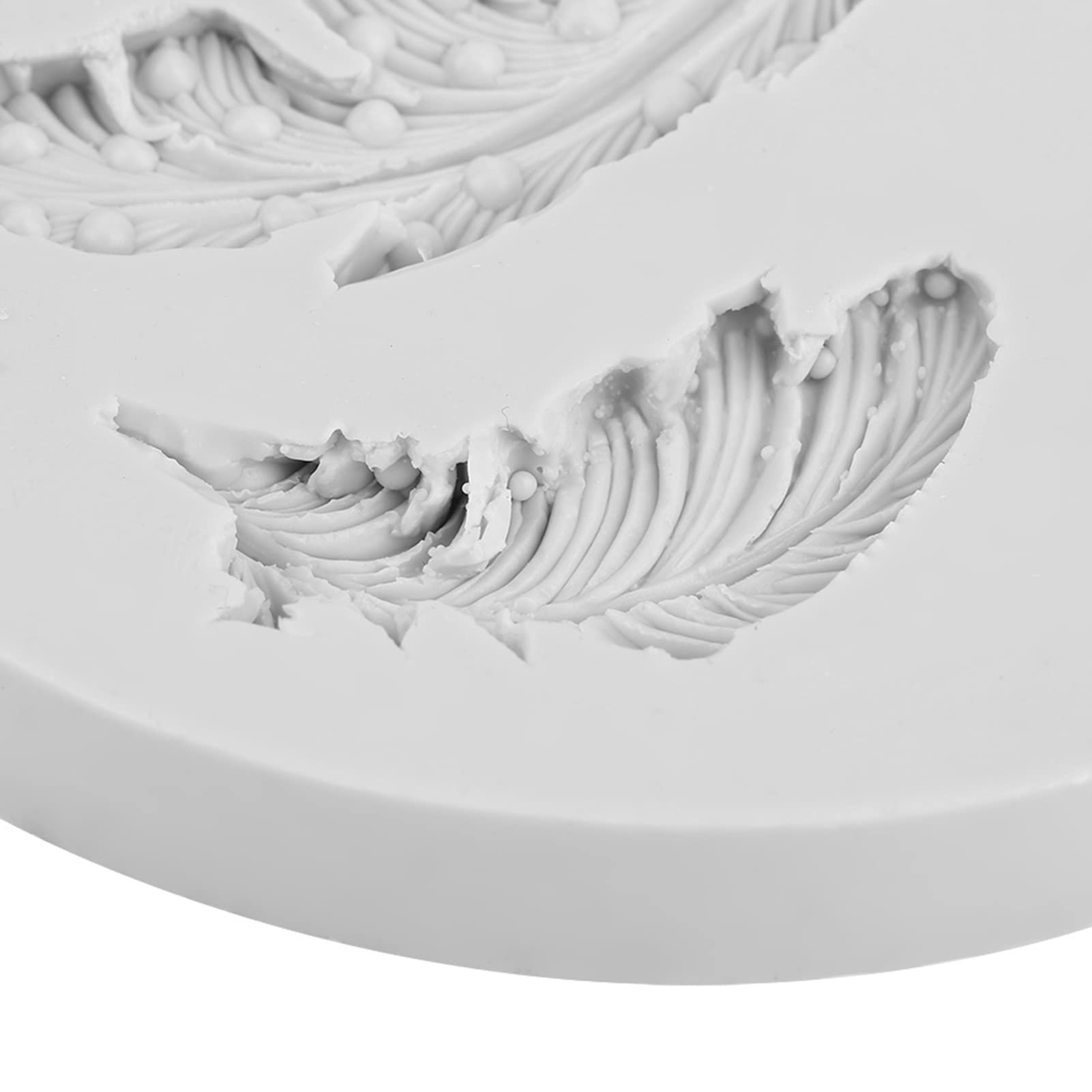 Silicone Feather Shape Fondant Mold | DIY Cake Decorating Chocolate Mold | 4 Cavities 11×11×1cm | Heat Resistant Up To 180°C
