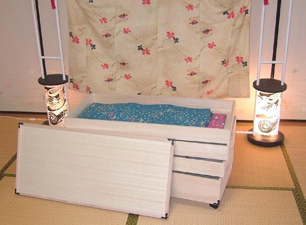 Amazon｜桐たんすの京都-市やま 家具桐 衣裳ケース 総桐 4段 桐衣装箱