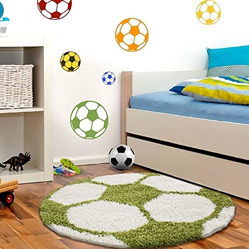 Tapis enfant football vert rond pour faire grandir ses rêves