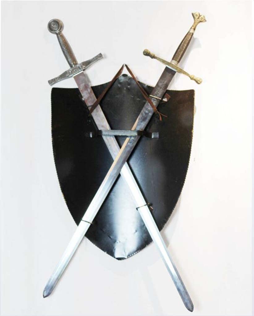 Amazon.co.jp: 中世の騎士の盾、ローマの戦士の盾と剣のモデルの