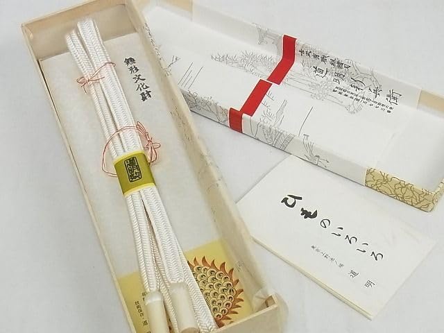 Amazon.co.jp: -こころ店 有職組紐道明 帯締め 冠組 白色 宮内庁