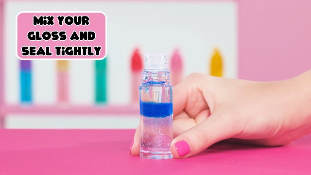 Amazon.com: Yummiland Lip Gloss Doll - Susie Sour Straw, with DIY