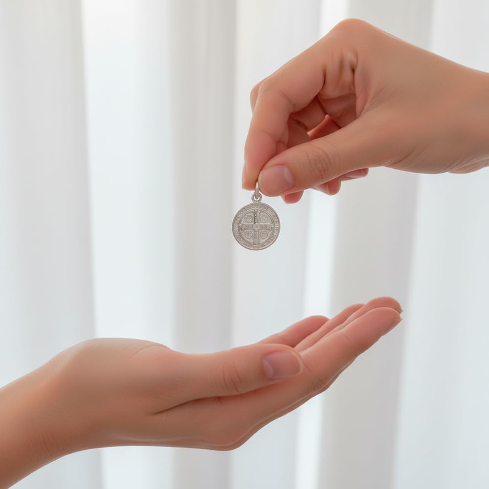 Passo Medalla San Benito Plata de Ley 925 - Amuletos de la suerte y proteccion - Se envía en una cajita Hand Made ideal para regalo