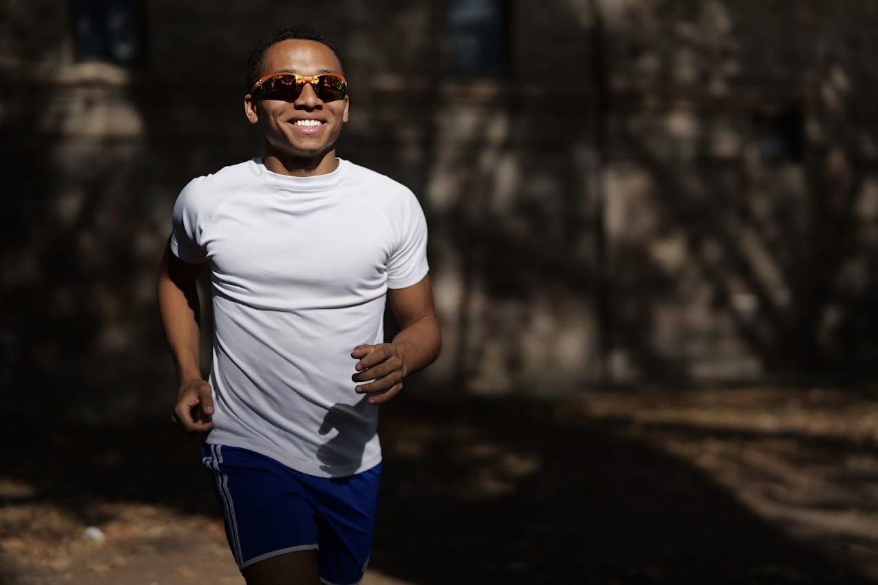 CliC Eyewear - Sun Extreme - Occhiali Sportivi con Calamita - Occhiali in policarbonato con protezione UV400 - Ideale per Ciclismo, Running e altri Sport - TR90 e Nylon