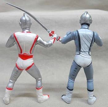 シルバー仮面 パーフェクト・コレクション DVD-BOX&フィギュアセット Amazon.co.jp: シルバー仮面 DVD-BOX Perfect Collection : 特撮