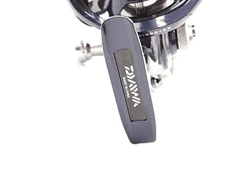 DAIWA 18PROCARGO SS 4500リール s-l400.jpg
