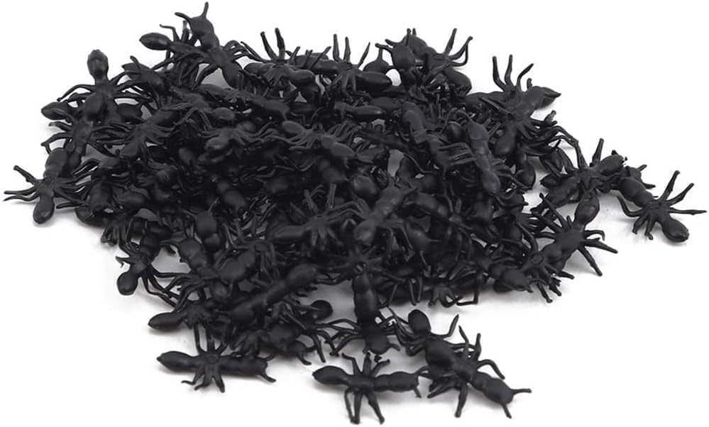 100Pcs Black Fake Black Ant Realistic Imitation for Halloween Prank Props Simple and Sophisticated Design Executive Desk Games, Decorations