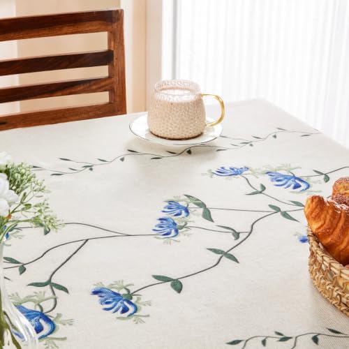 Image of Amazon Basics Tablecloth for Dining Table Cover, Microfiber Fabric Rectangle Tablecloth. 60x90 Inches 6 Seater (White Floral, 6 Seater)