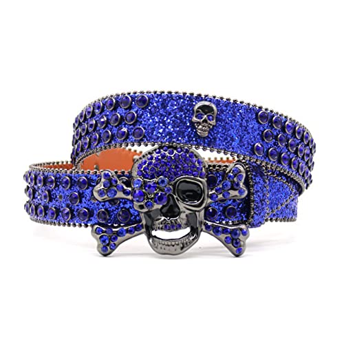 Ceinture strass pour raviver un look terne grâce à sa boucle tête de mort