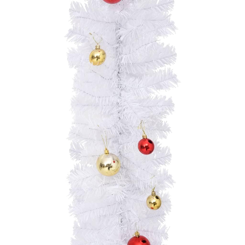 Weihnachtsgirlande Weiß mit Kugeln und Zweigen 10 m Länge, PVC wetterfest, für Innen und Außen, mit 32 roten und goldenen Kugeln, ideal zum Schmücken von Geländer, Kamin