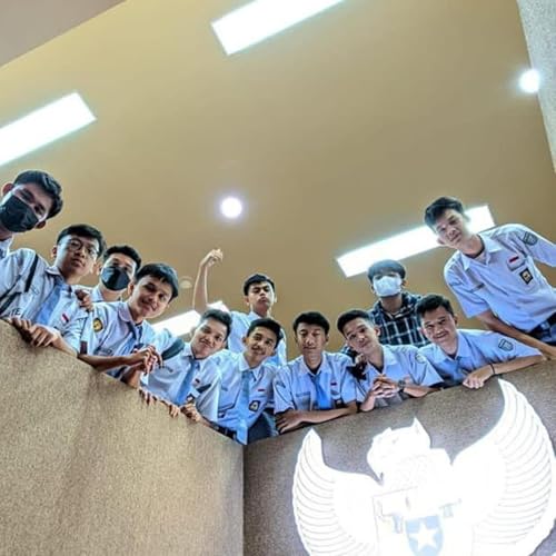instagram kelas : penuh aib atau kenangan.