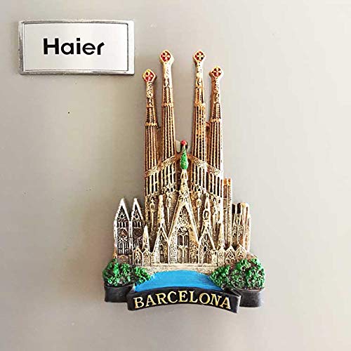 Imán decorativo resina Sagrada Familia Barcelona miniatura 7