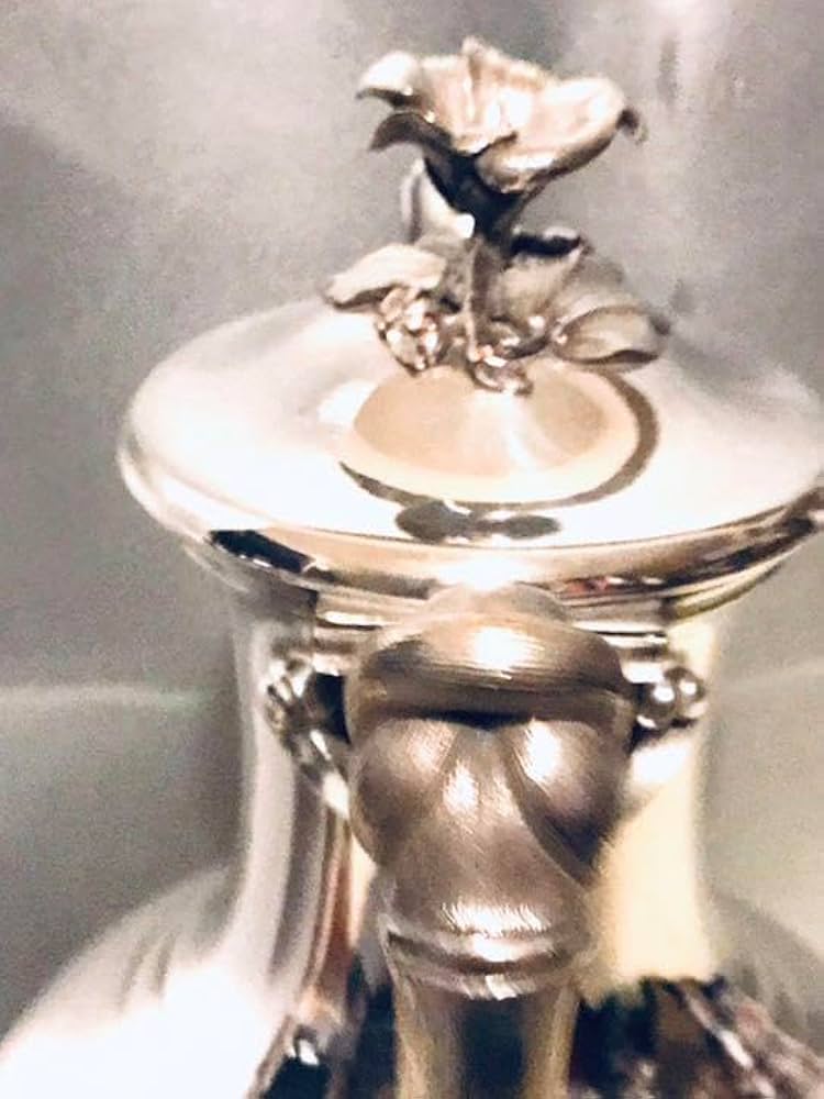 クリストフル製　仏銀器　1907年作　アネモネ　実用可能　1.8リットル クリストフル製仏銀器1907年作アネモネ実用可能1.8リットル