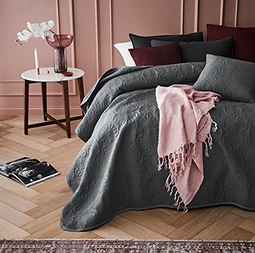 ROOM99 Leila Elegante Tagesdecke in Dunkelgrau 200 x 220 cm Vielseitige Wohndecke als Bettüberwurf oder Sofaüberwurf Überwurfdecke für Bett… – Ansicht 5