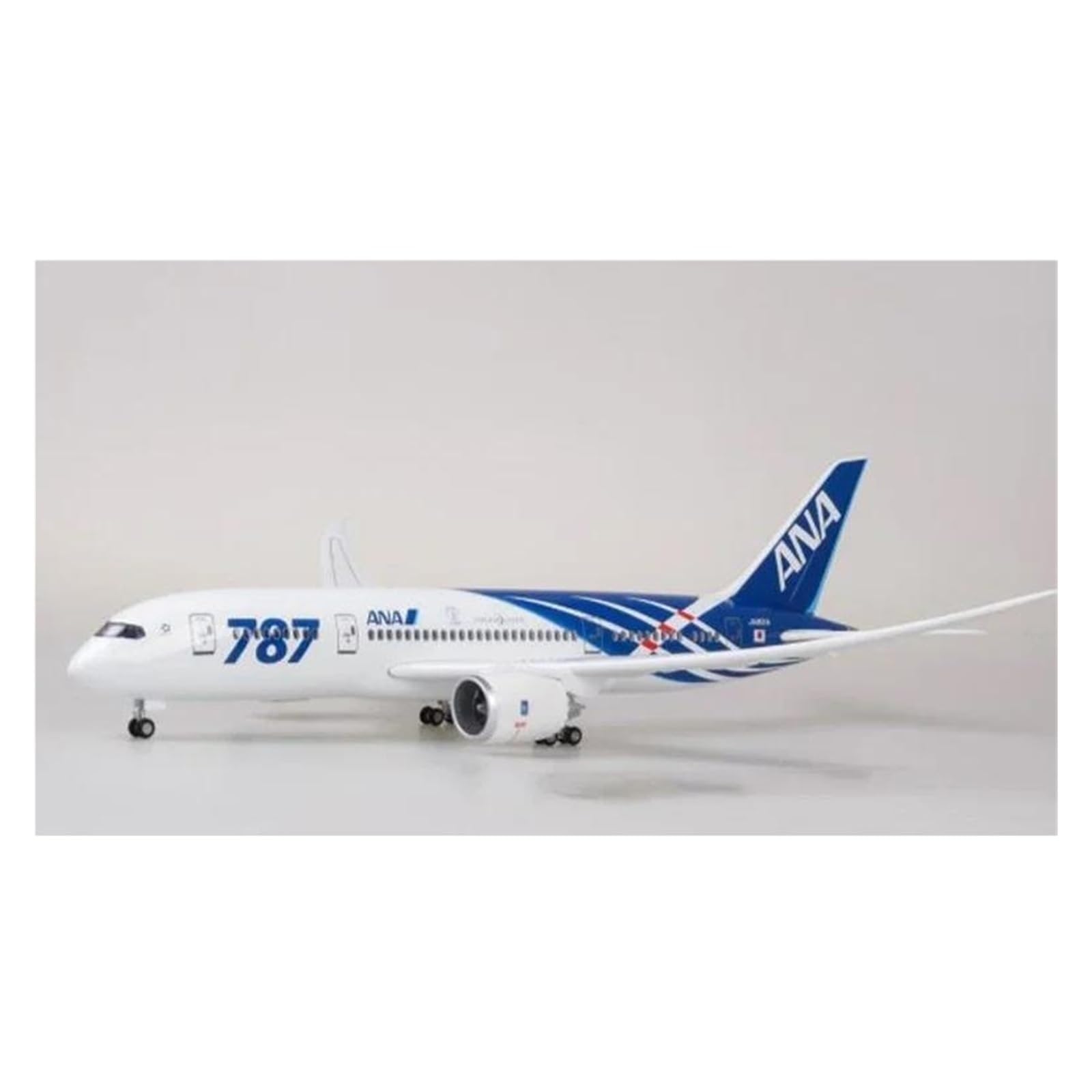 Amazon.co.jp: 静的航空機モデル 47cm 1/130 日本ANA787航空機モデル