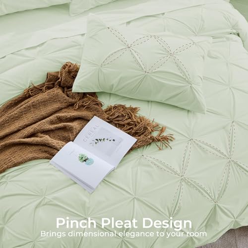 Image of Sasttie King Size Comforter Set, 7-Piece Bed in a Bag, Pintuck Bedding Sets for All Season, Includes Comforter, Flat Sheet, Fitted Sheet, Pillowcases and Pillowshams, Mint