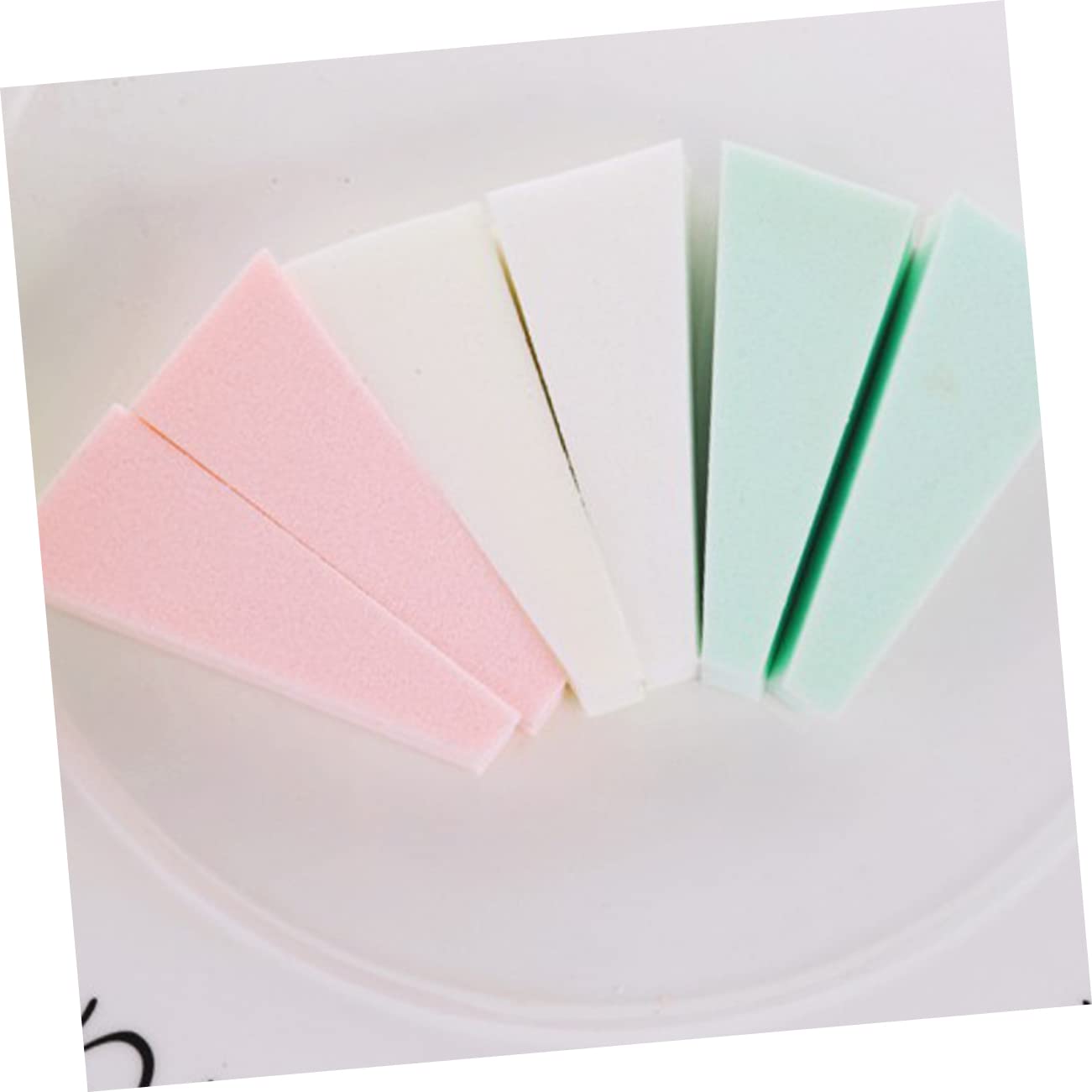 MAGICLULU 150 Pz Rifornimenti Soffio Di Spugna Spugnetta Per Fondotinta Spugna Di Bellezza Strumenti Per Manicure Trucco Verde Mini Sbuffo Triangolare Batuffolo Di Cotone Triangolo