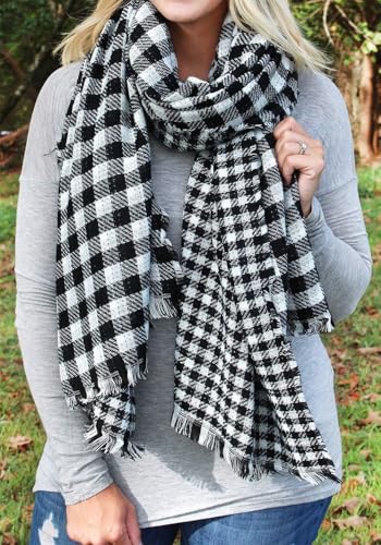 stylesilove Women Stylish Double Side Buffalo Check Oversized Scarf Large Shawl with Eyelash Fringe Edges3