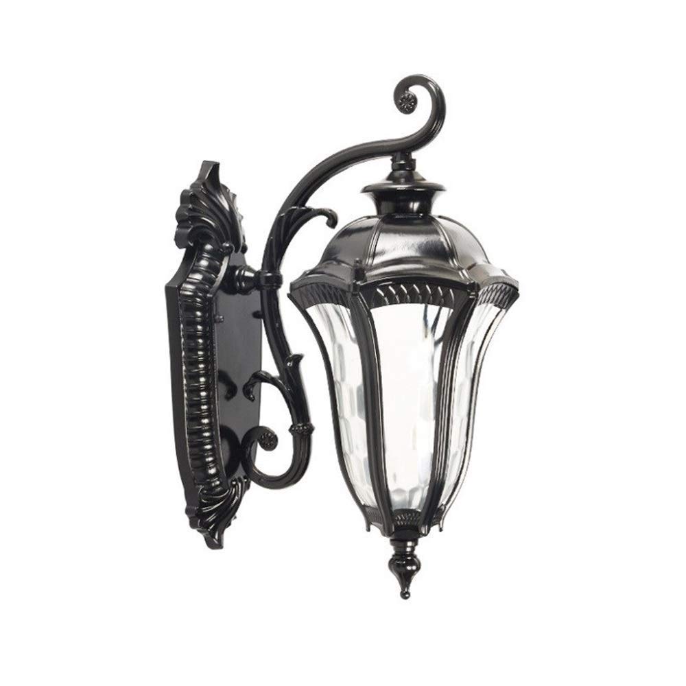 Lumière murale noire pour illuminer vos soirées sur la terrasse