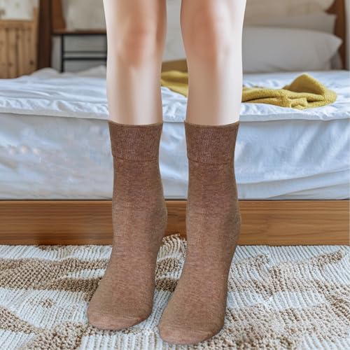 Image of Cute Animal Design Women's Socks Casual Cotton Crew Novelty Socks