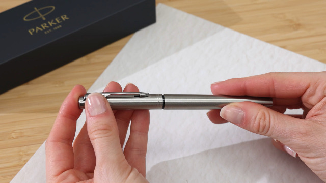 Las Mejores Ofertas En Punta De Acero Inoxidable De Acero Negro Plumas Estilográficas Parker De Colección | EBay