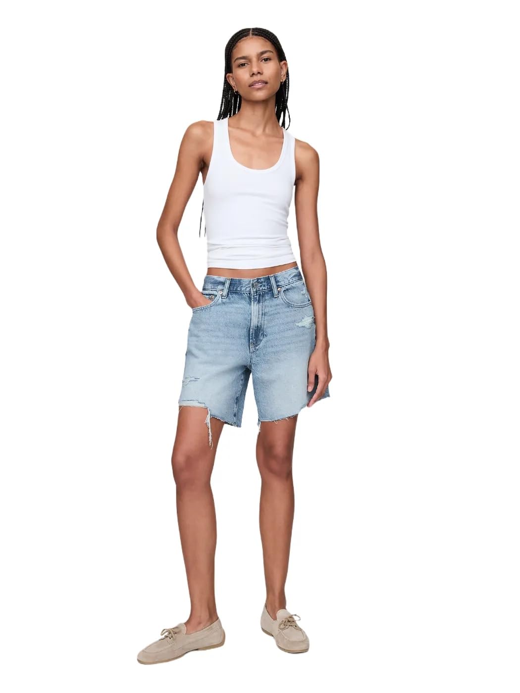 

                                                    GAP Womens Loose Fit Denim Bermuda Short Light Ind