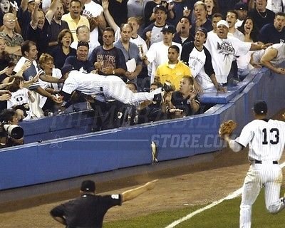 Jeter Catch Derek Jeter Catch