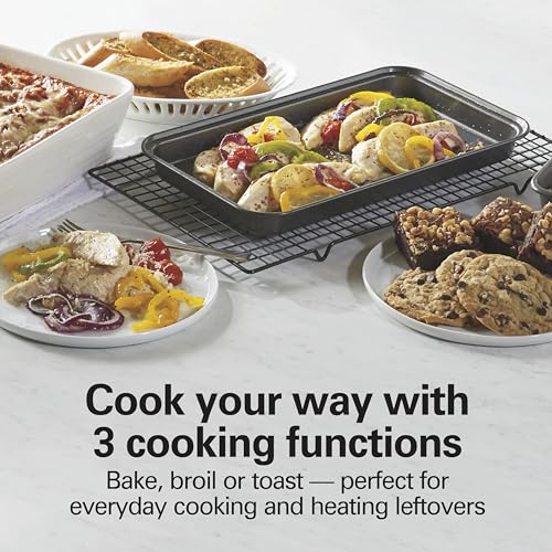 Hamilton Beach Easy Reach 4 Slice Countertop Toaster Oven - image 4